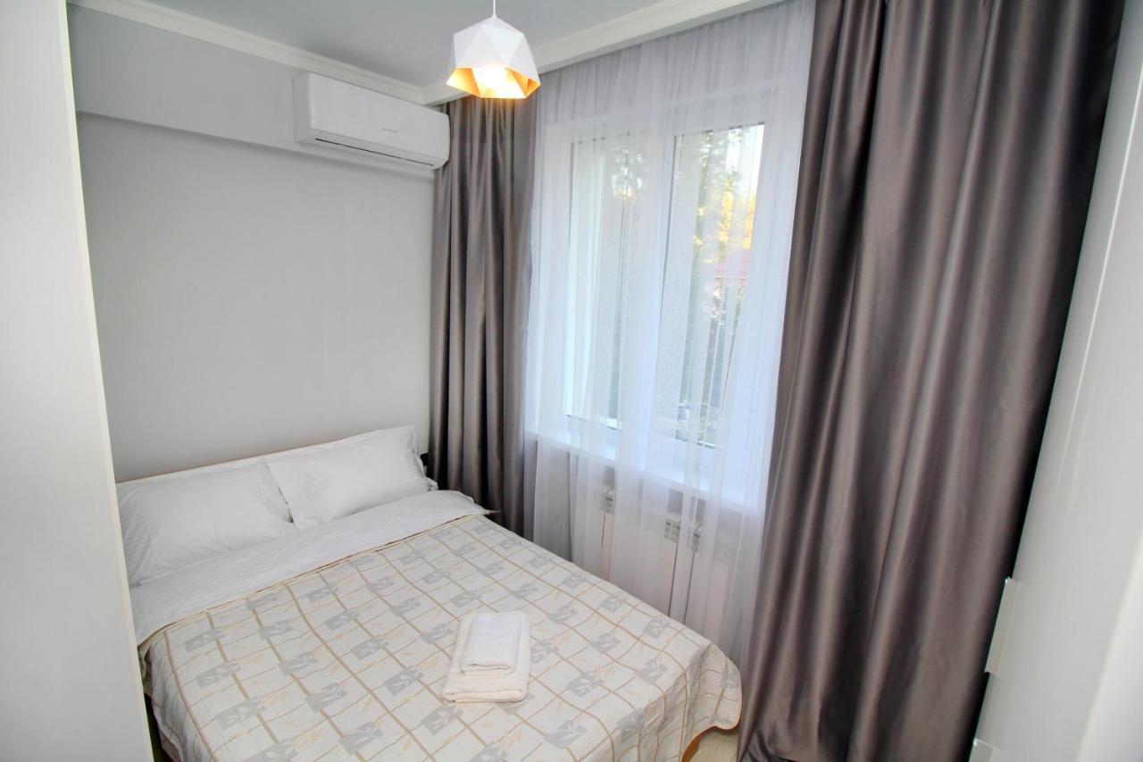 Cozy Studio In The Best Area! 5 Алмати Екстер'єр фото